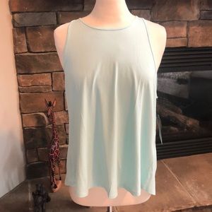 Women’s Undef Armour tank, size XL, split back!!!